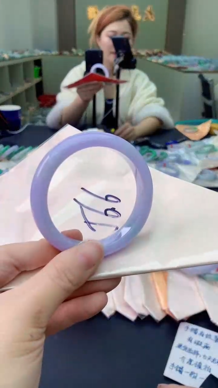 【闪购商品】翡翠手镯未镶嵌1002140387