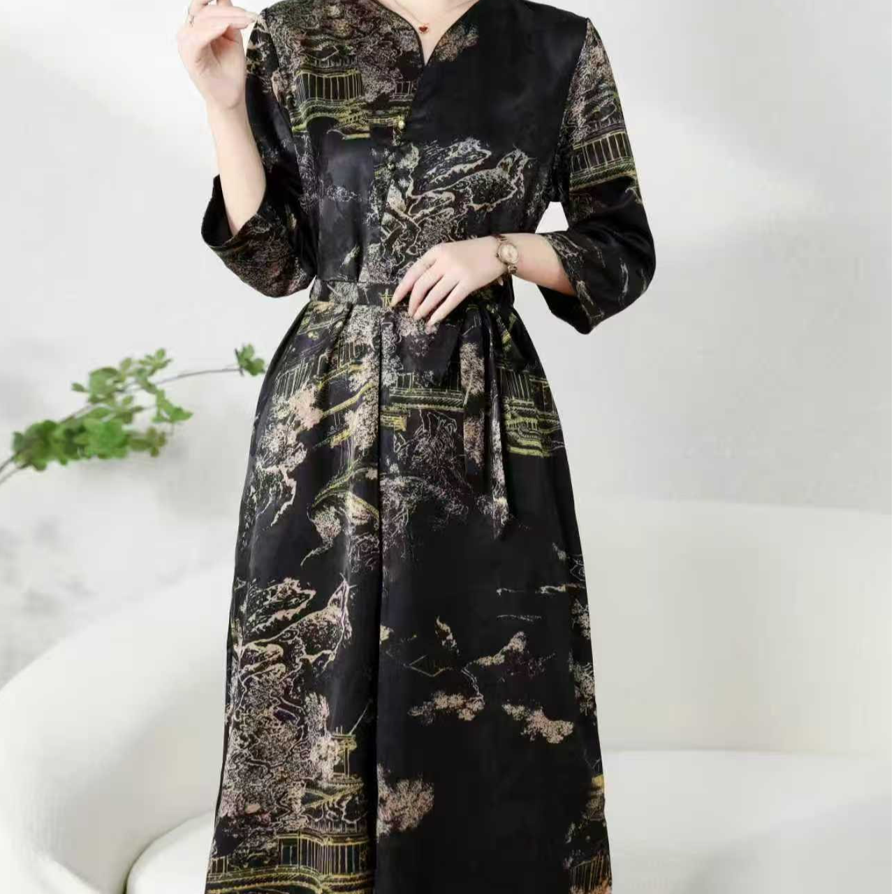 1448水墨山河裙妈妈装高贵新款妈妈装洋气收腰过膝法式