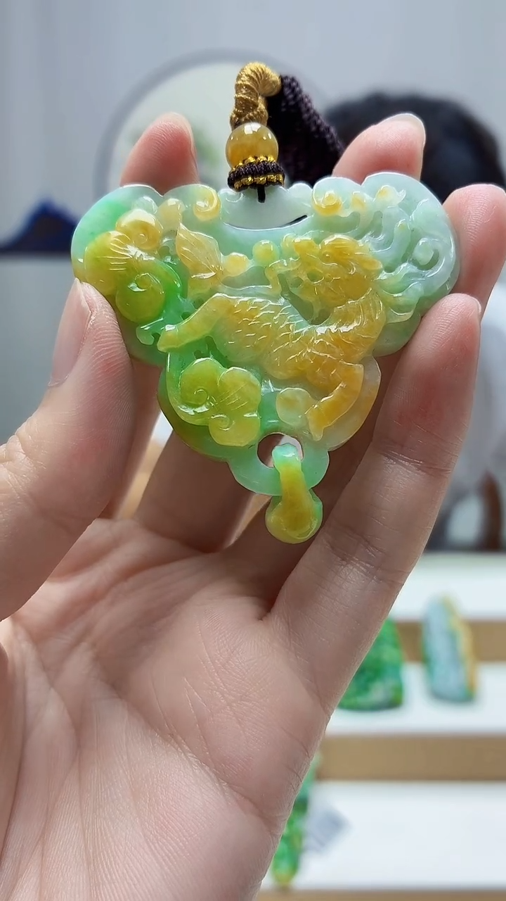 未镶嵌定制翡翠用**05145zm-毛货挂件