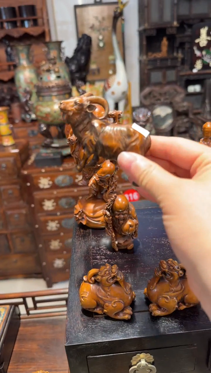 木木头款黄杨山羊128