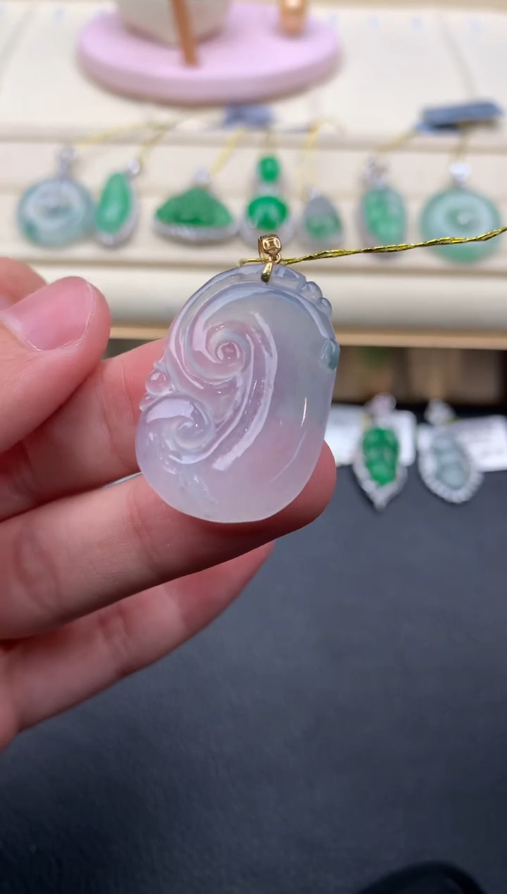 【闪购商品】翡翠颈饰18K金镶嵌A592.....