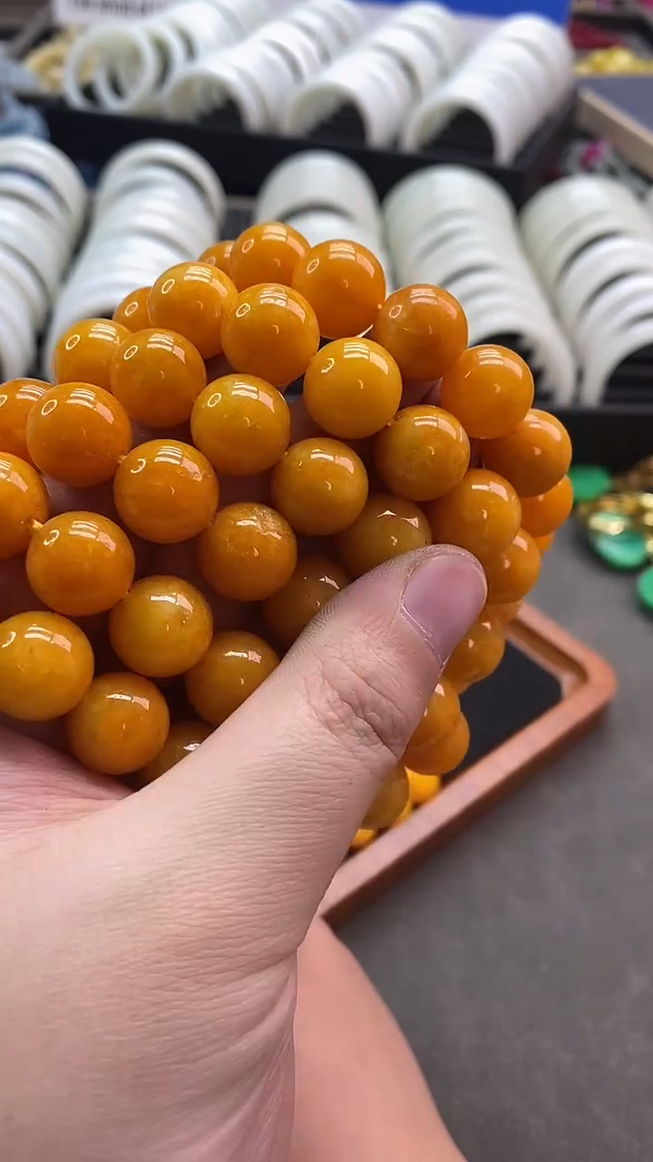 【闪购商品】翡翠手链未镶嵌黄翡14mm单圈