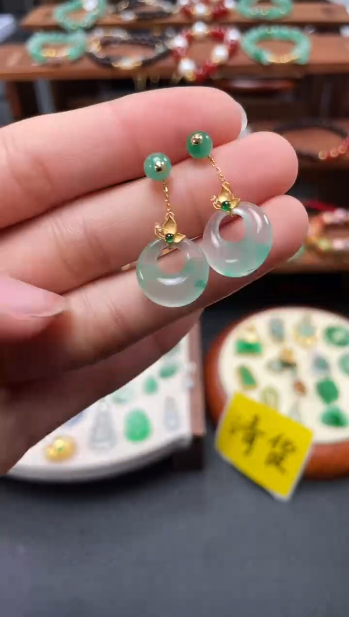 【闪购商品】石英质玉耳饰18K金镶嵌2个   JK709