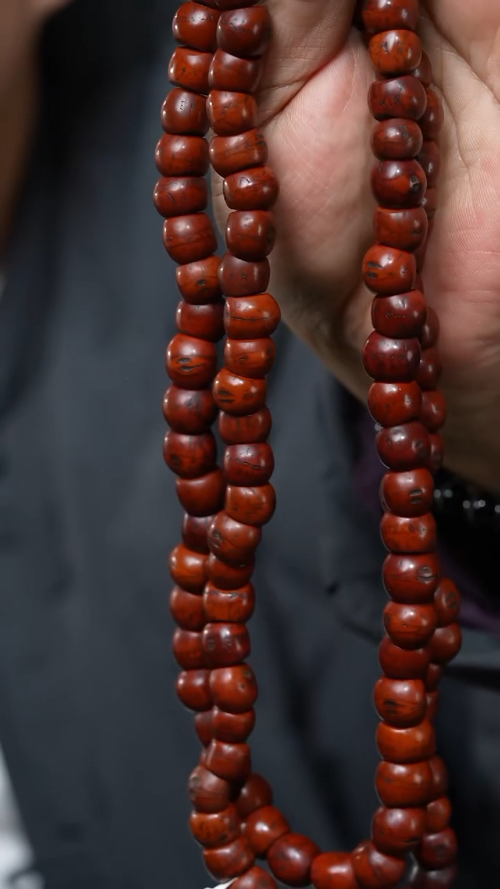 【闪购商品】老凤眼（多样性发货，发其一）