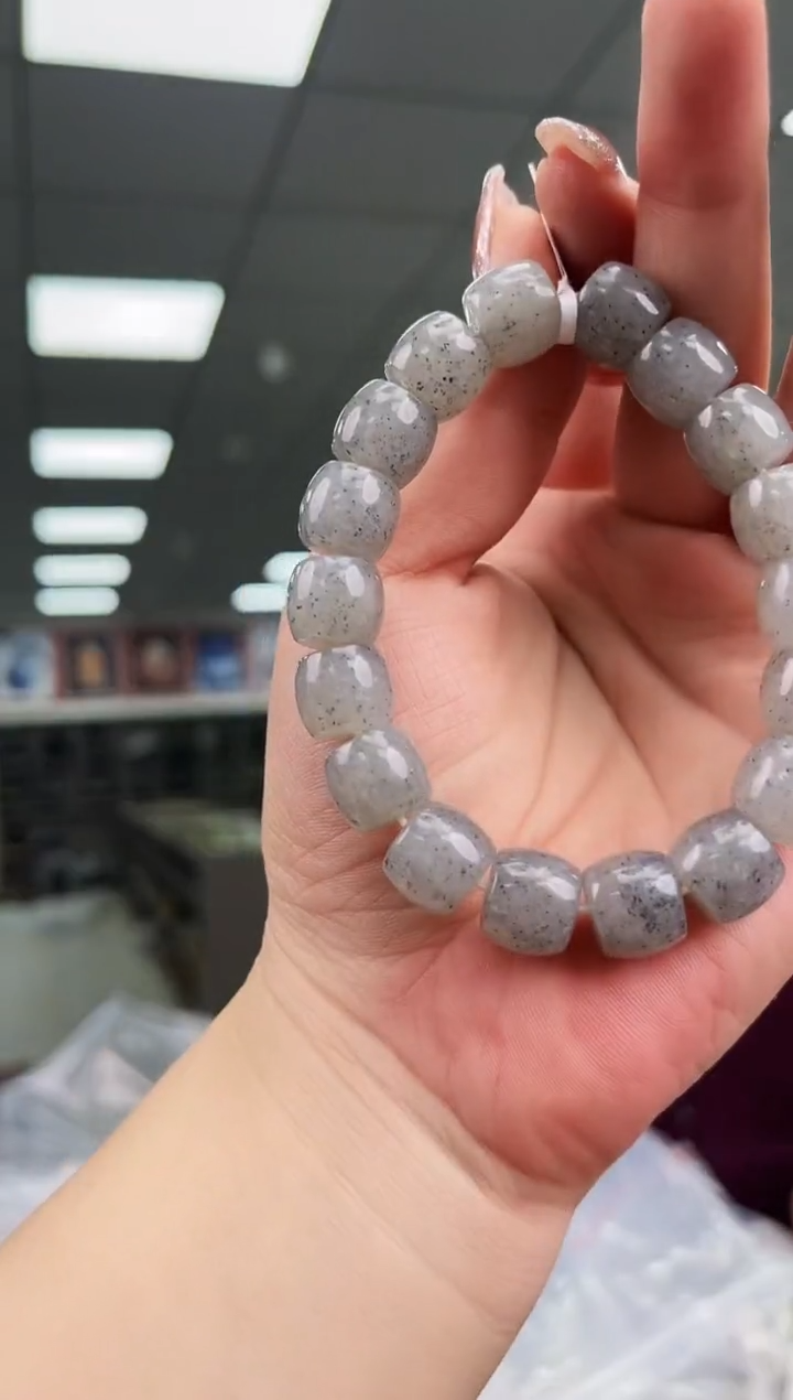 颈饰未镶嵌和田玉b7