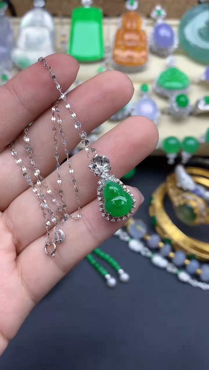 【闪购商品】翡翠颈饰18K金镶嵌460-中国好珍宝