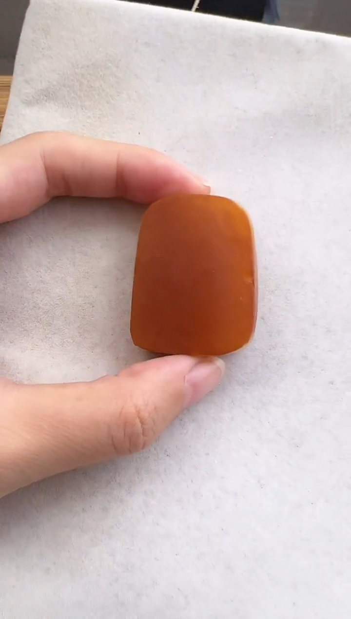 【闪购商品】琥珀裸石未镶嵌10116173-吊坠