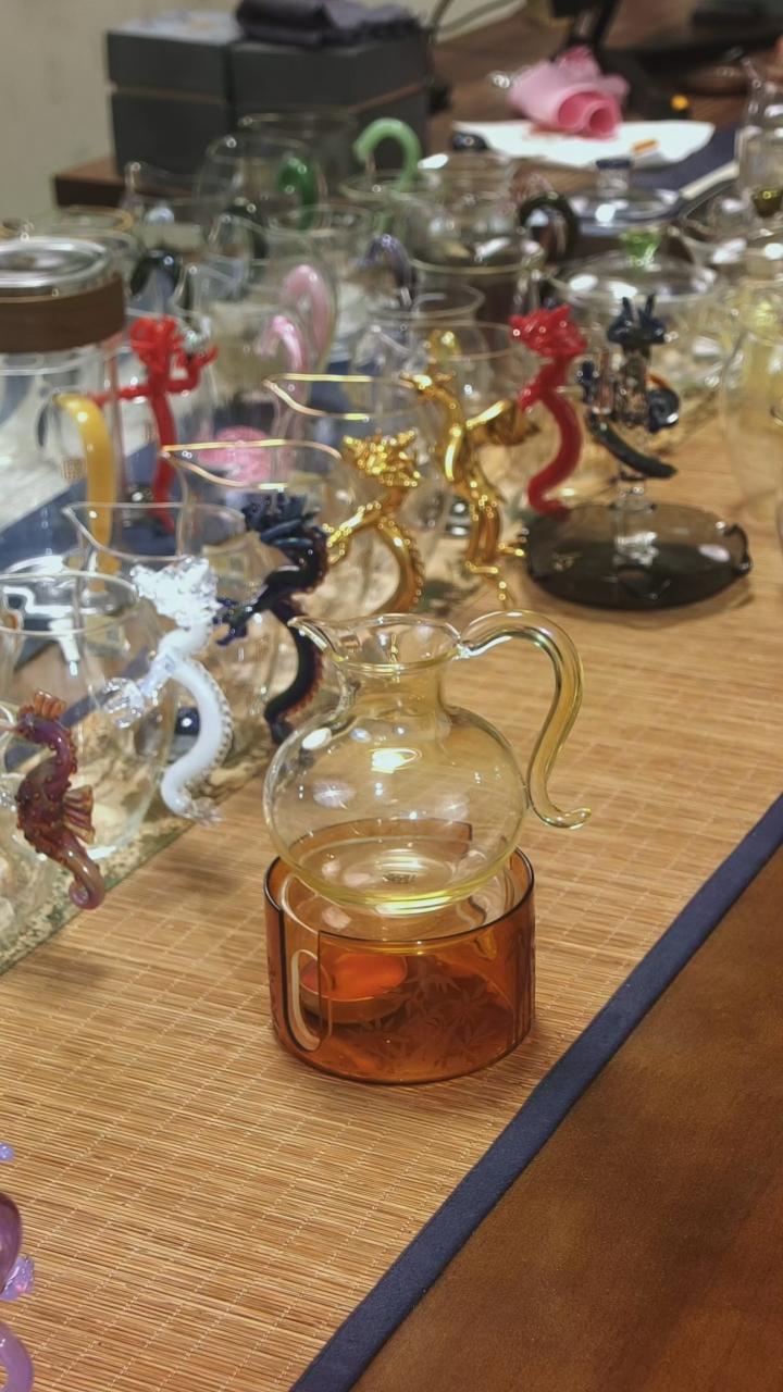 【闪购商品】彩妃公杯加琥珀色温茶器晶焱金标