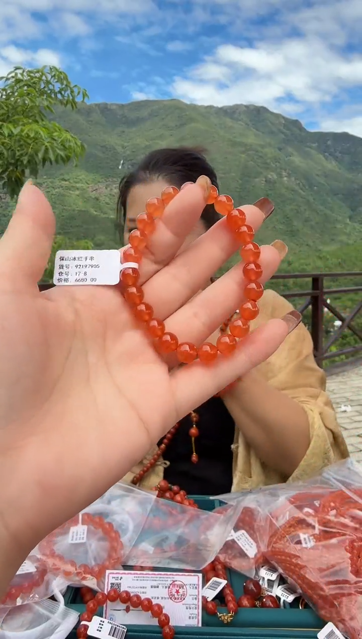 未镶嵌珠串南红玛瑙多样发其一/8/2381900880