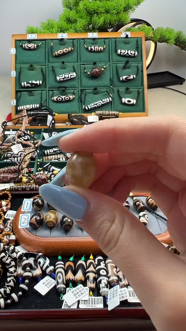 玛瑙/玉髓（覆膜）颈饰未镶嵌7.（微瑕随机发货）