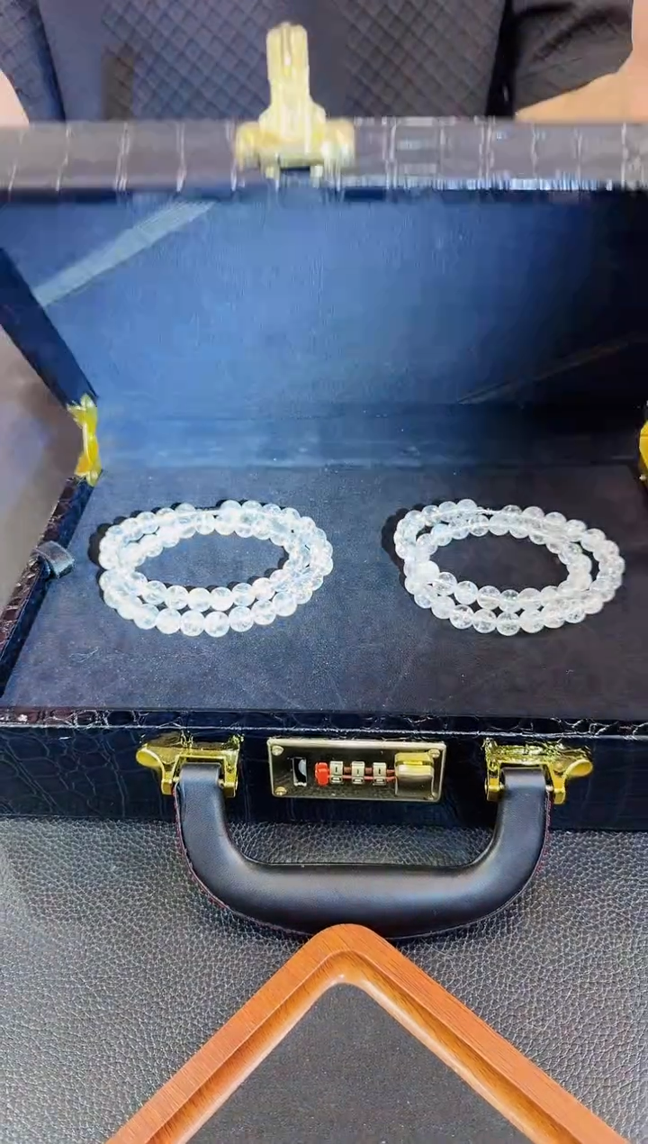 【闪购商品】水晶项链未镶嵌多样性发货只发一件