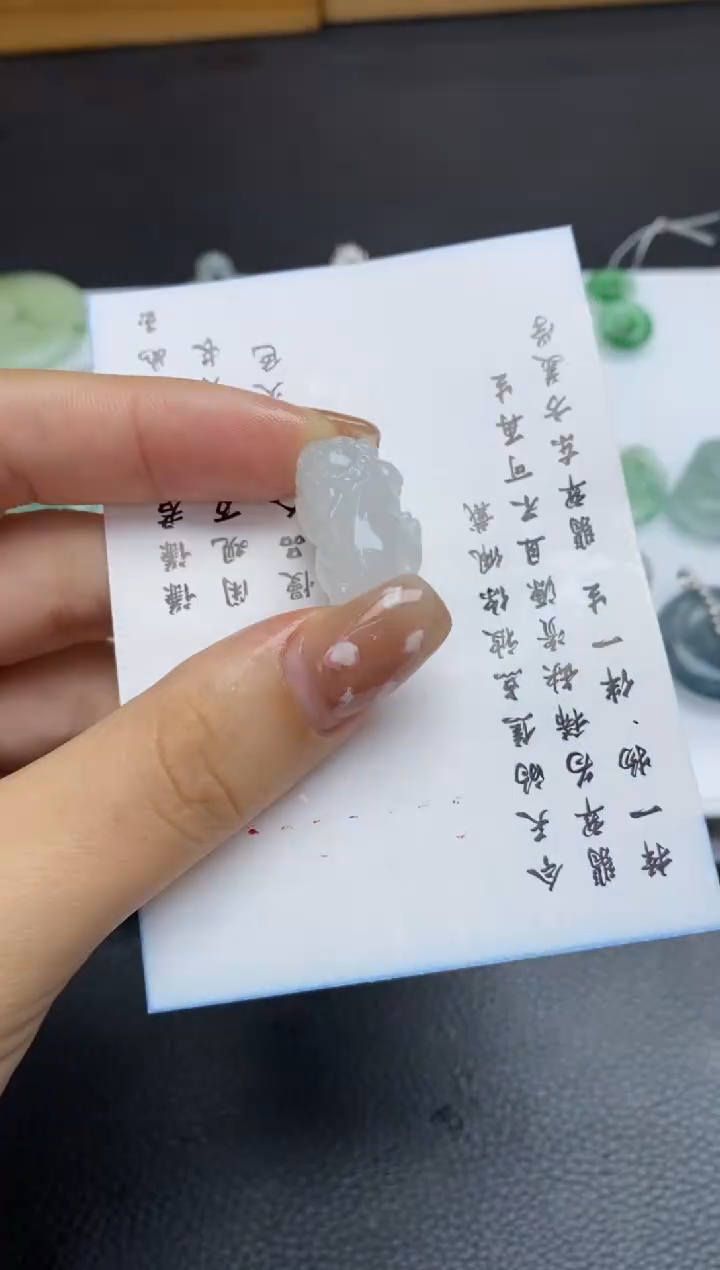 未镶嵌定制翡翠翡翠毛货~