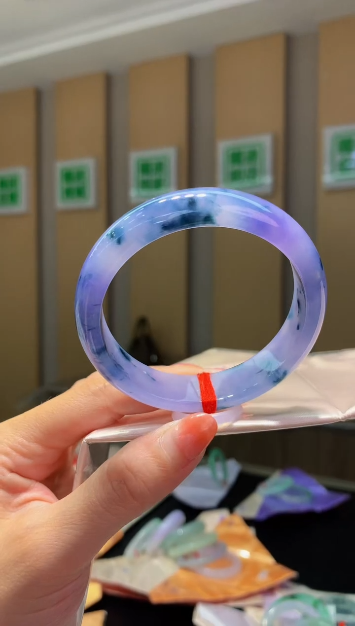 未镶嵌手镯翡翠-Q84 圈口57.6