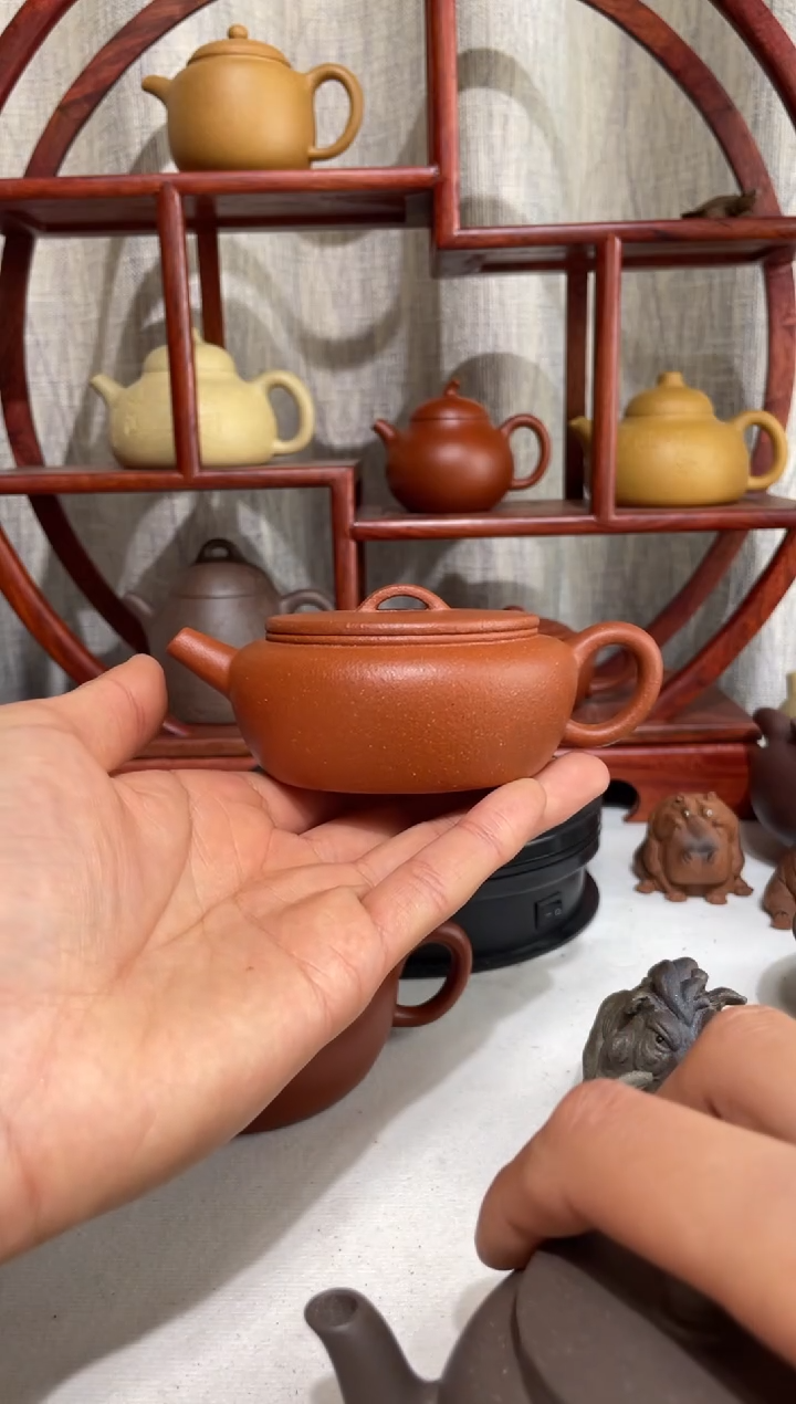 【闪购商品】紫砂茶壶宝山红降坡手工泥大彬诗意