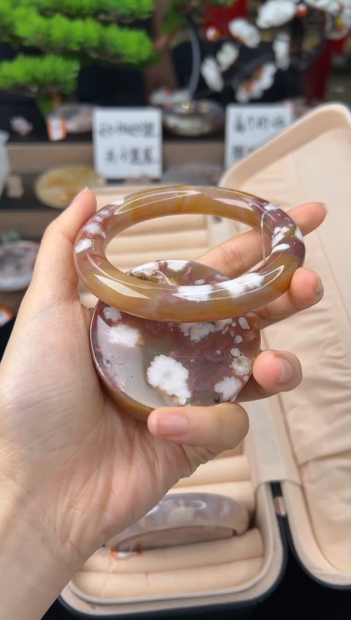 【闪购商品】石英质玉未镶嵌手镯61圈口（赠送镯心）21490