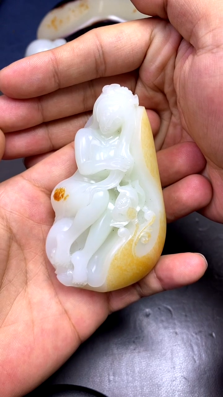 【闪购商品】和田玉把件未镶嵌和田玉