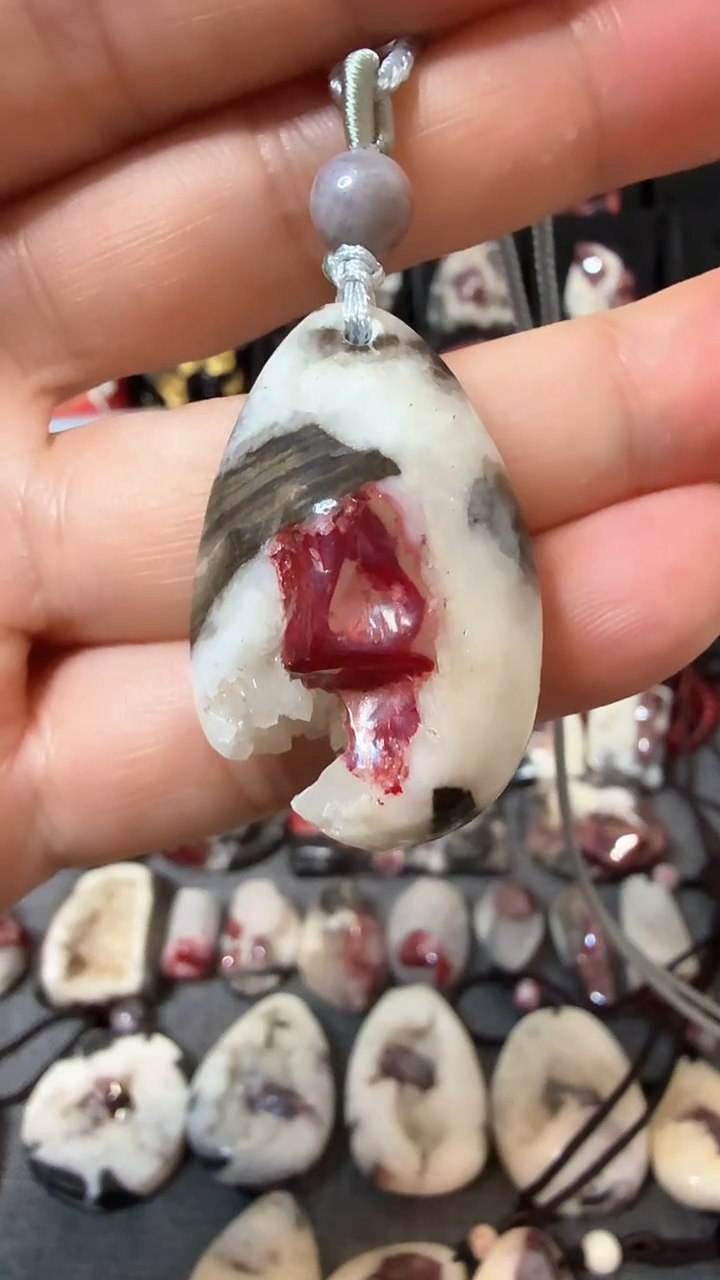 【闪购商品】天然辰砂大晶砂随行吊坠1