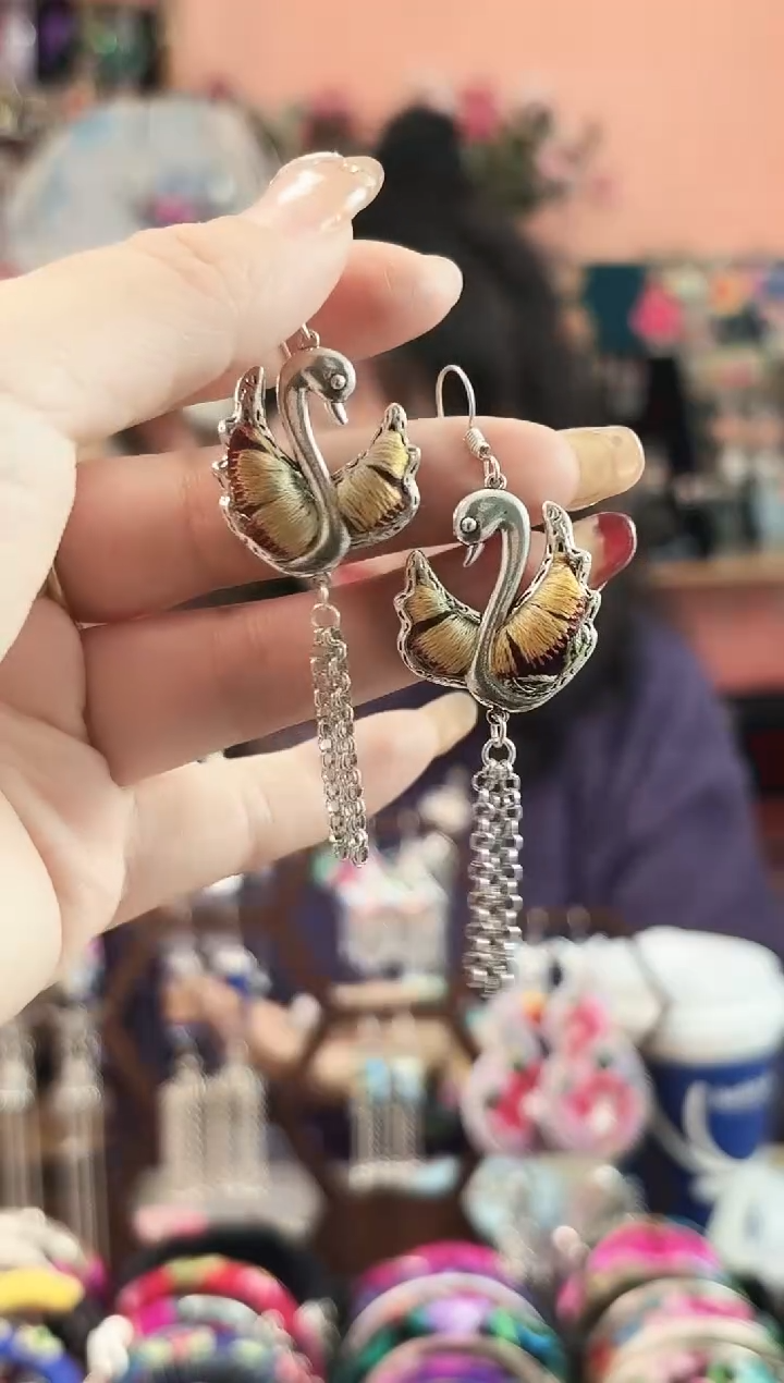 艺枝独绣手工饰品259