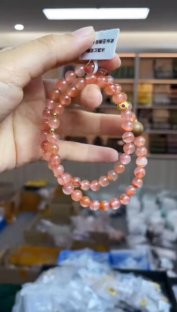 【闪购商品】南红玛瑙`未镶嵌多样性发一件