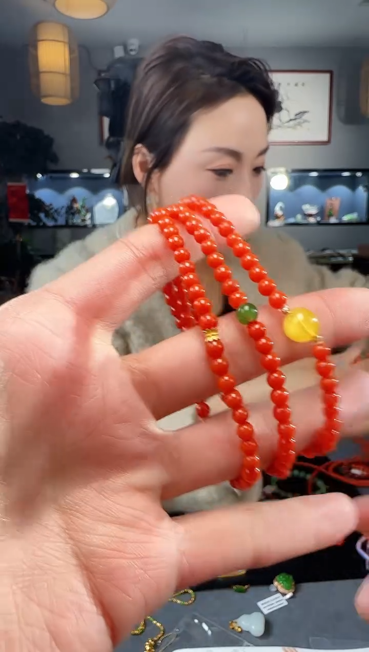 【闪购商品】南红玛瑙手链18K金镶嵌1