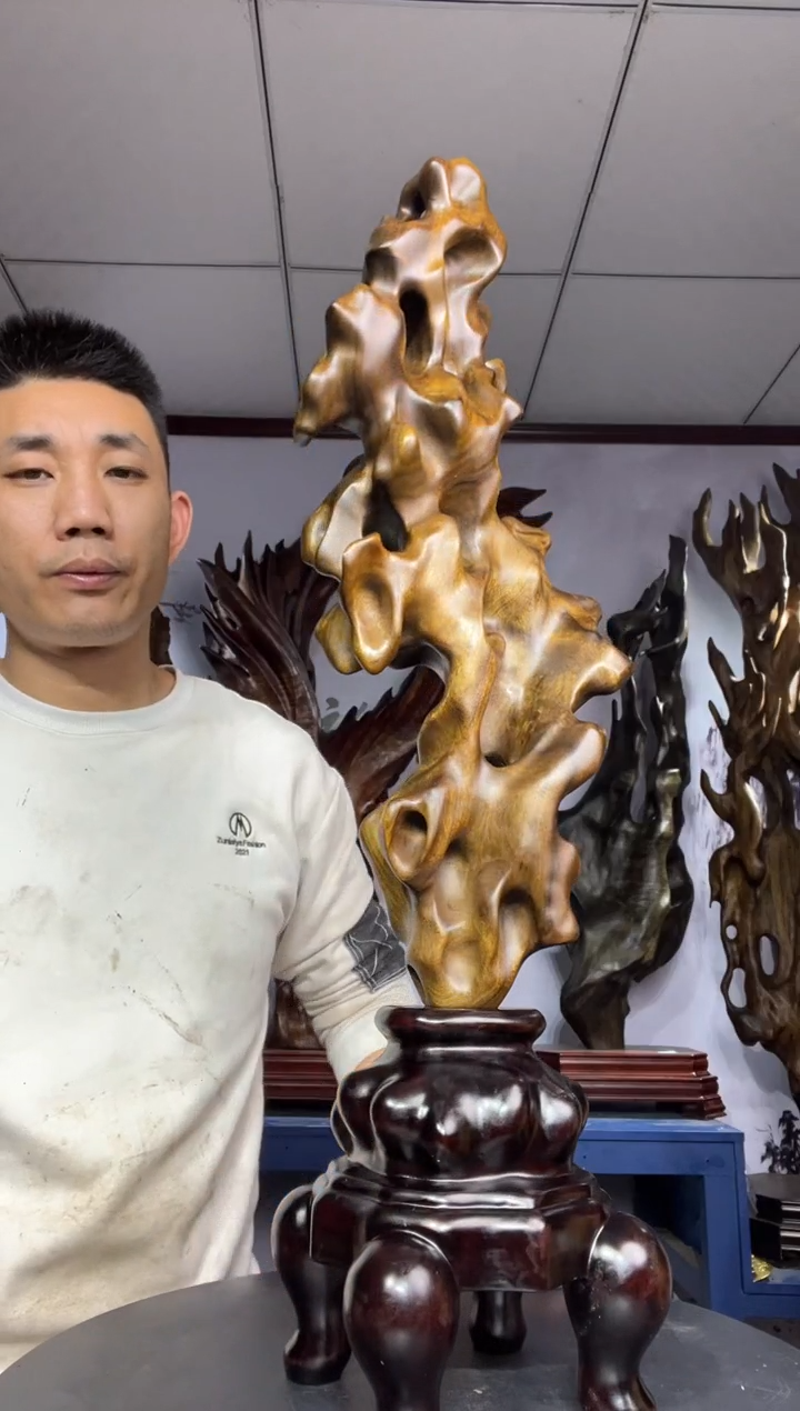 金丝楠木雕款山**道金丝楠木工艺品摆件
