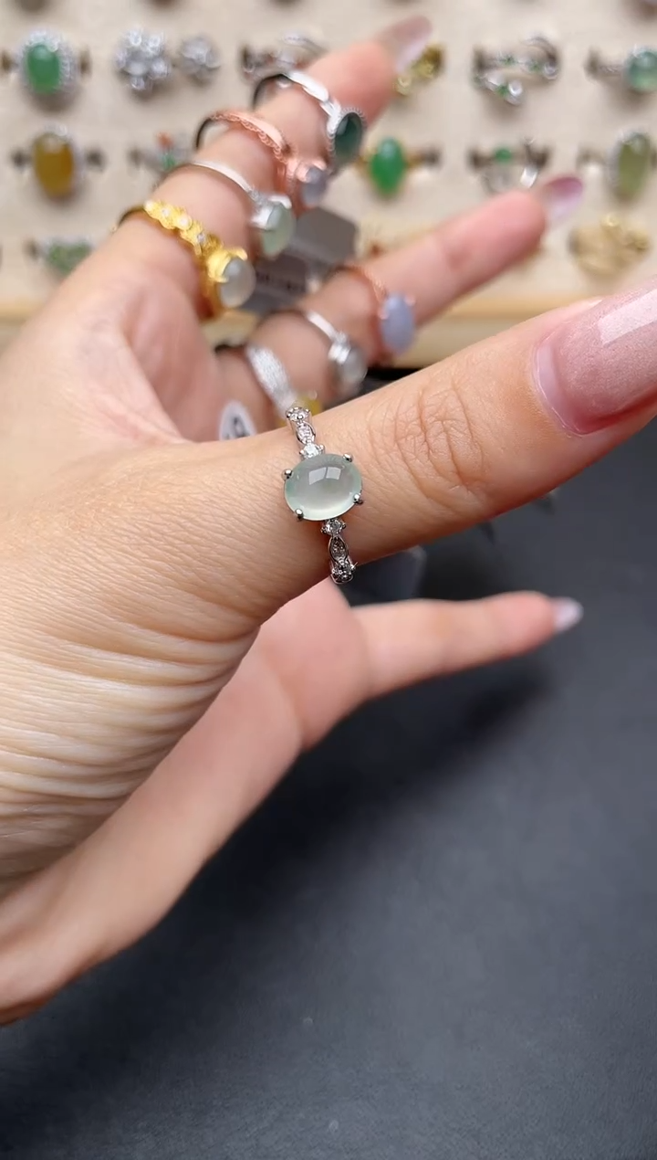 【闪购商品】翡翠戒指银S925镶嵌一物一证一礼盒