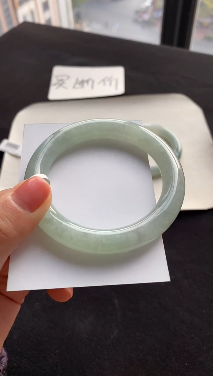 【闪购商品】翡翠手镯（圆镯）未镶嵌54圆条--不退不换