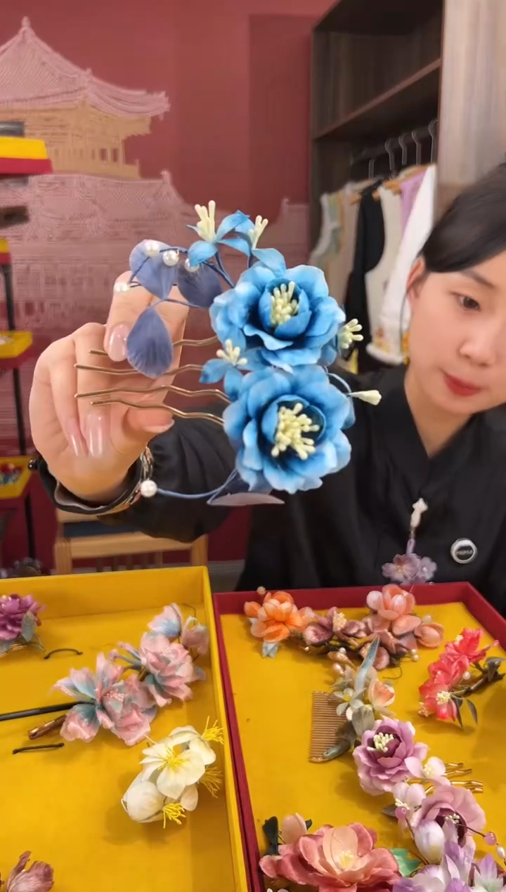 【闪购商品】刺绣非遗绒花（发饰）