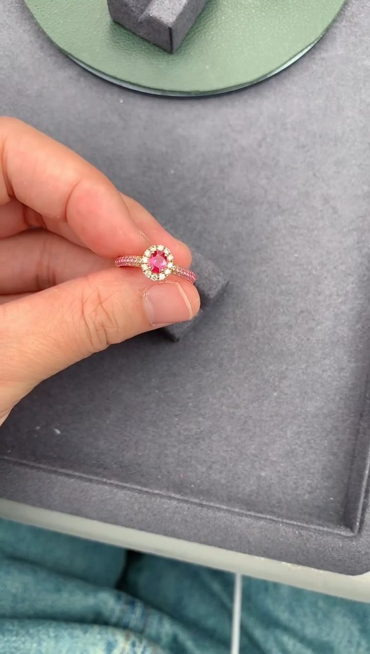 【闪购商品】红宝石戒指18K金镶嵌32分红宝石戒指