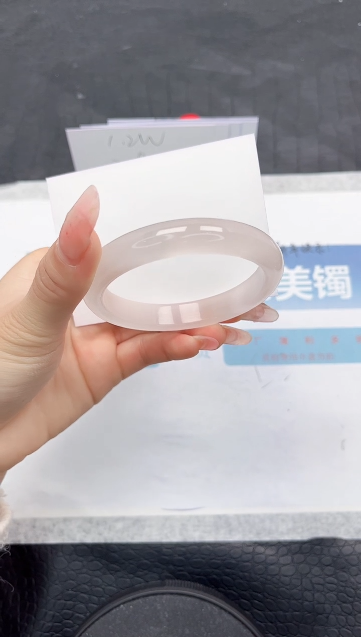 【闪购商品】石英质玉手镯未镶嵌Y88-58