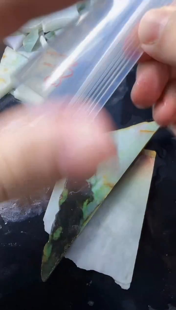 【闪购商品】翡翠颈饰未镶嵌099天然A货翡翠