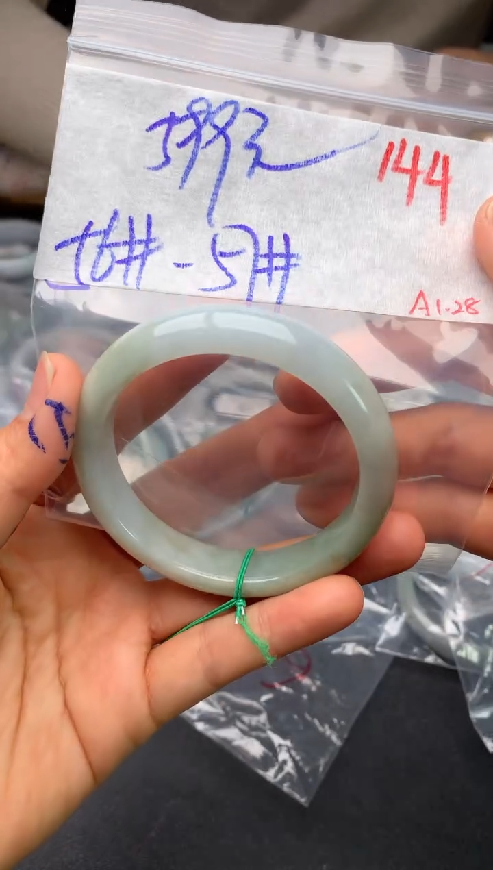 【闪购商品】定制翡翠未镶嵌毛货需精细抛光+多样性发货拍一发一