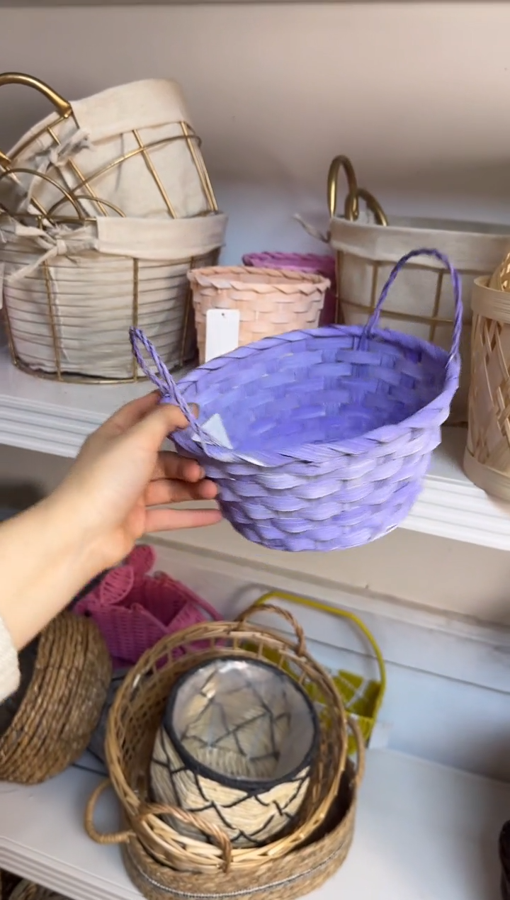 嗨****见微瑕捡漏紫色木片编织筐