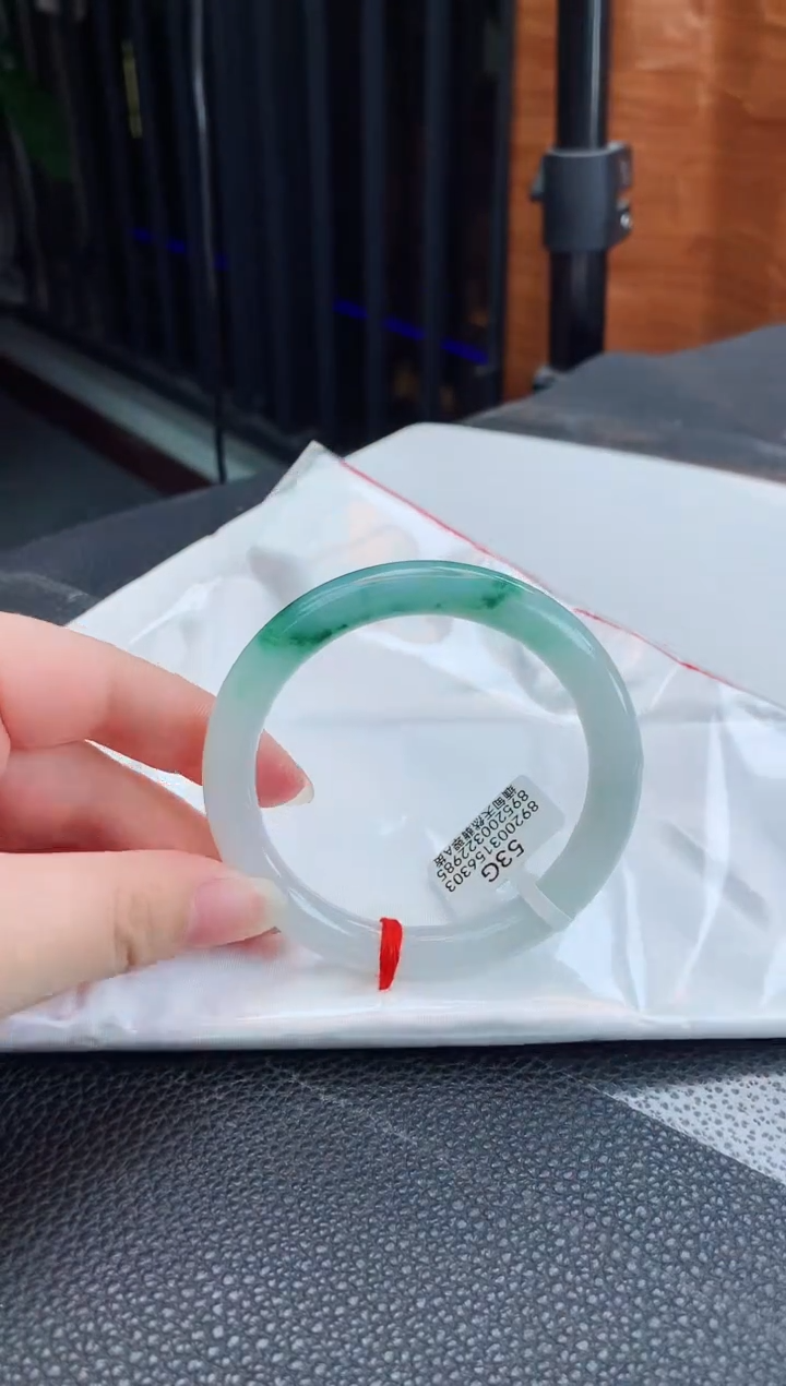 【闪购商品】翡翠手镯未镶嵌缅甸天然翡翠A货手镯