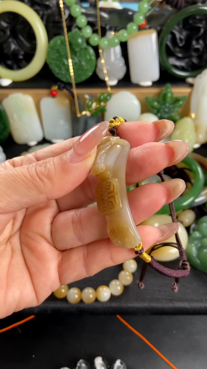 未镶嵌手链和田玉手牌