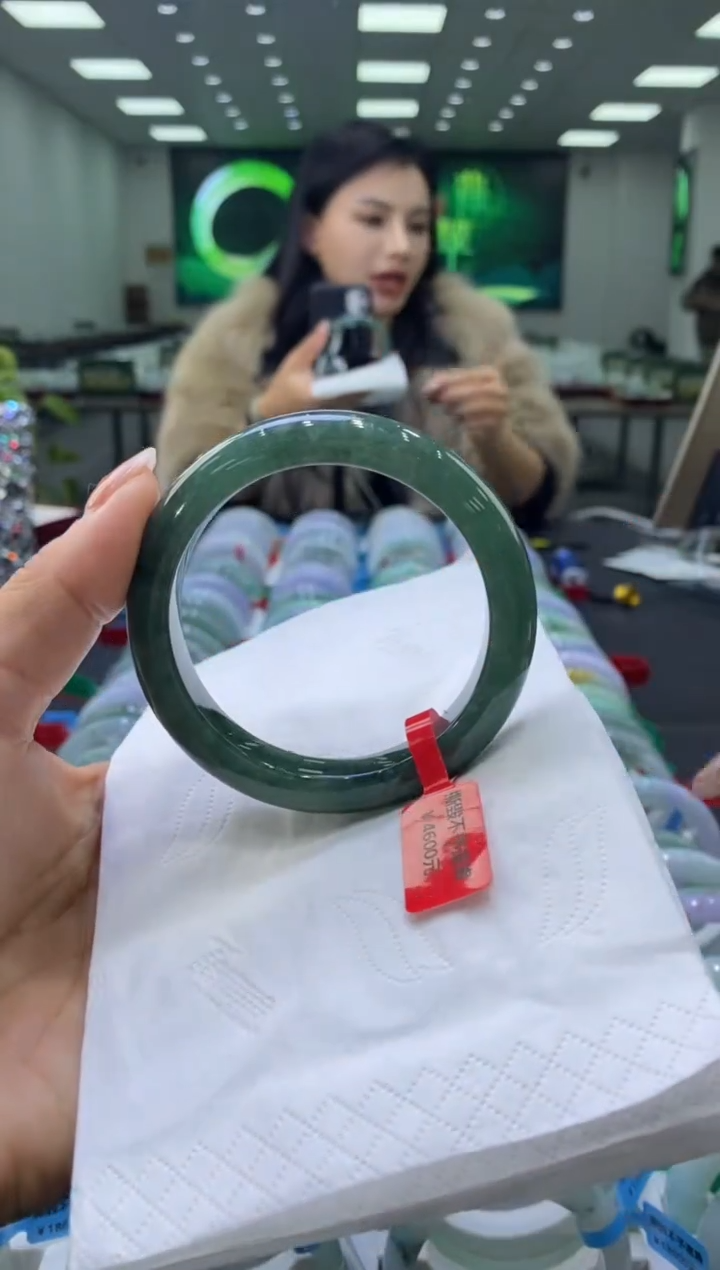 未镶嵌手镯翡翠00003243