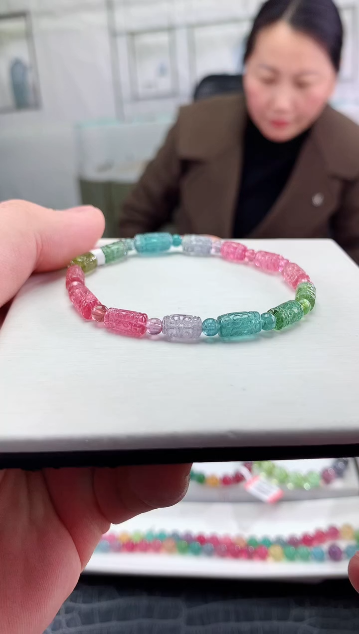 【闪购商品】碧玺手串未镶嵌多样性发一条