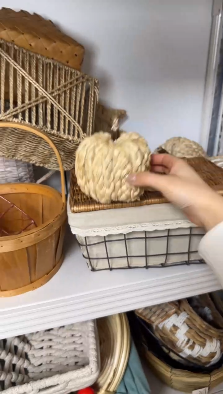 微瑕捡漏玉米皮编织南瓜摆件小号