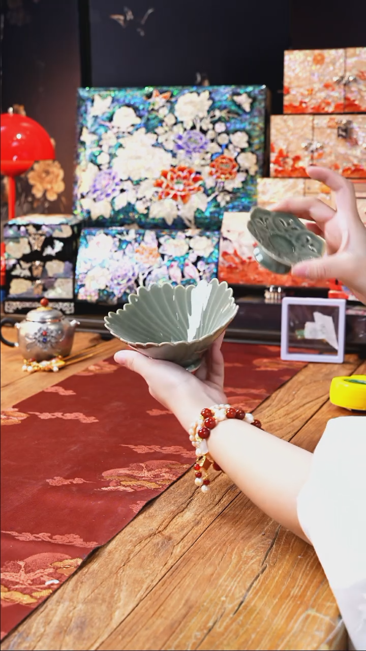 【闪购商品】瓷片豆包儿推荐饰品摆件