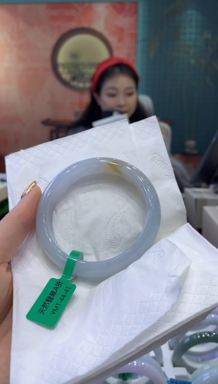 【闪购商品】翡翠手镯未镶嵌多人17729