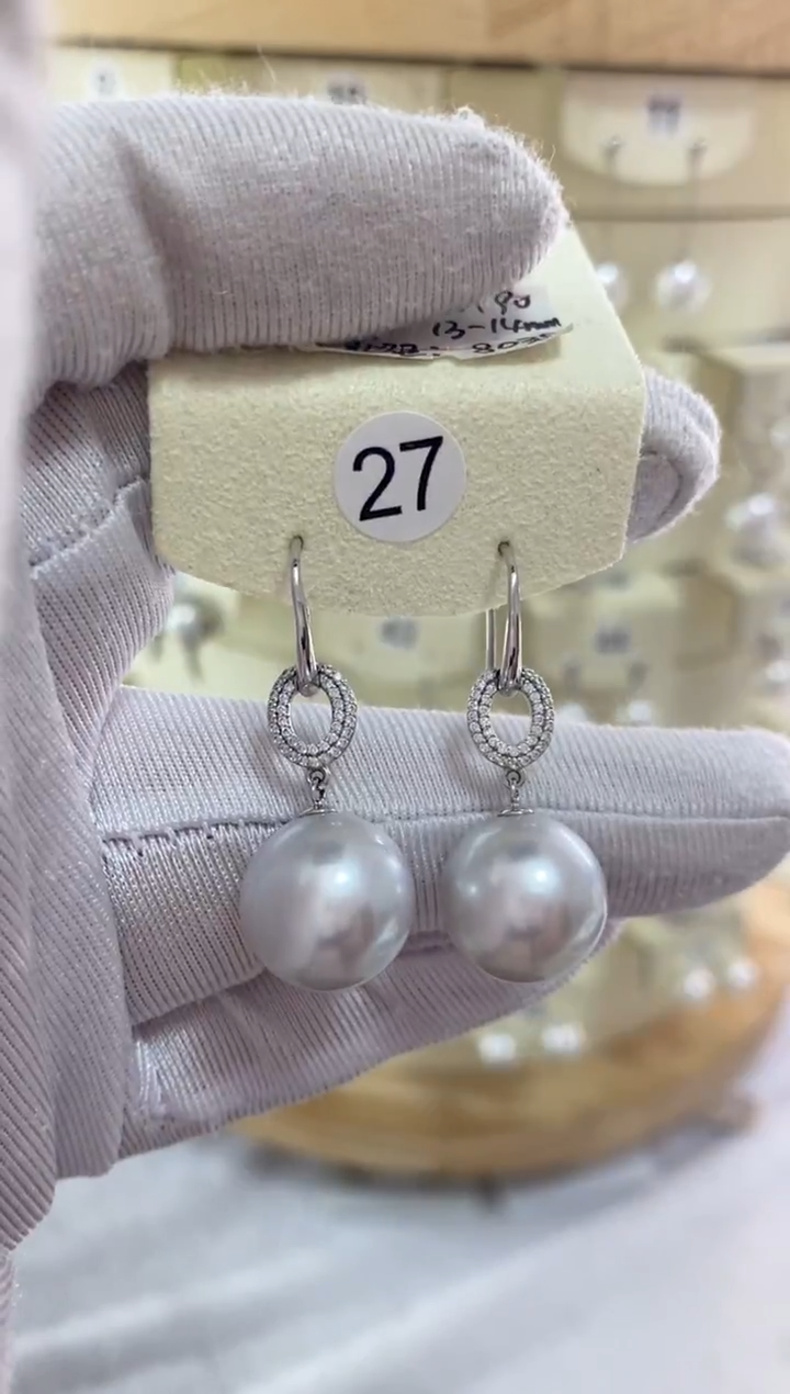 18K金镶嵌耳饰海水珍珠13-14mm、