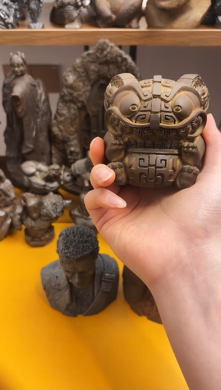 金属关*鑫实心铁艺---小吞金兽