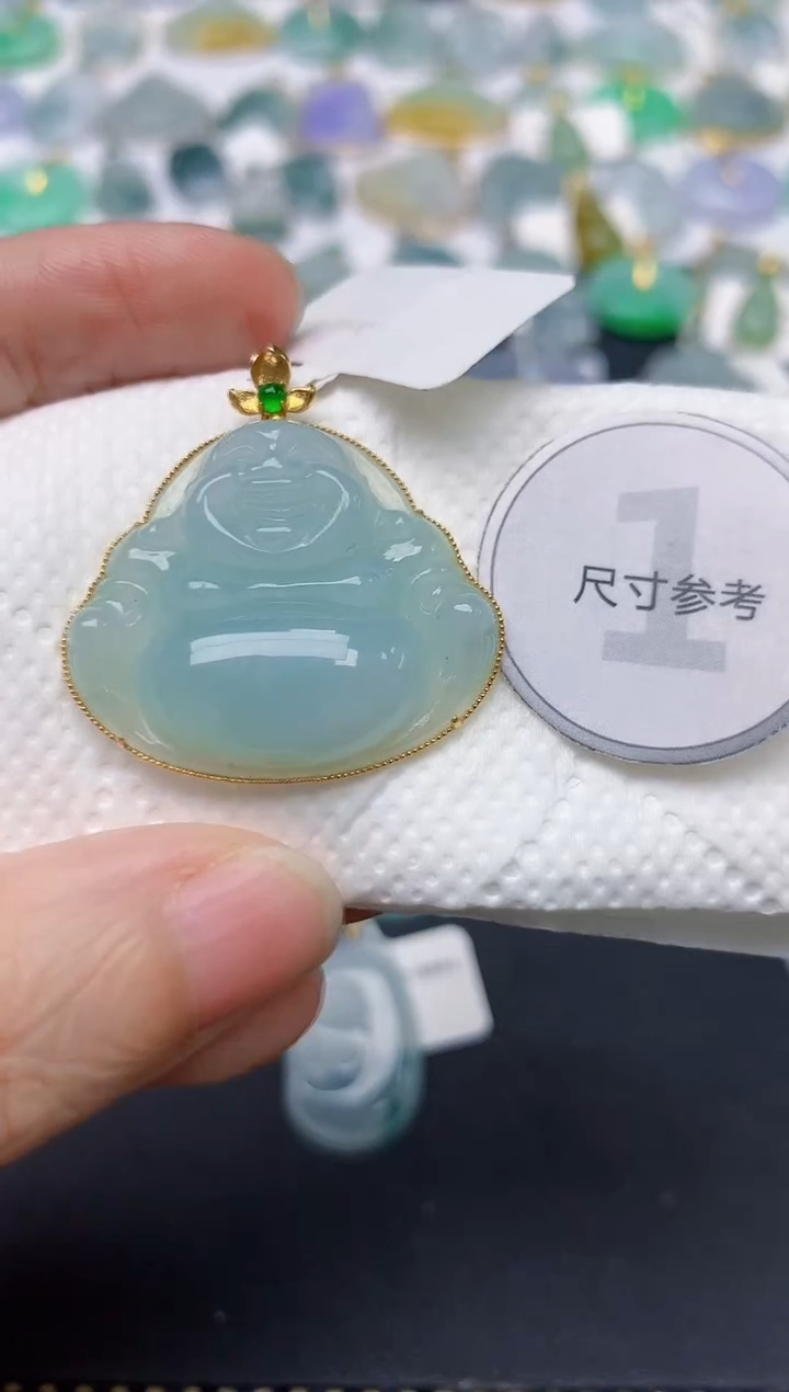 翡翠18K金镶嵌颈饰天然缅甸A货翡翠