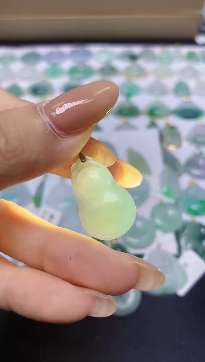 颈饰未镶嵌翡翠天然缅甸A货翡翠百元以上9元证书费自理