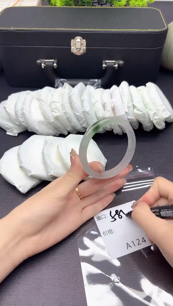 124所见即所得秒拍秒付