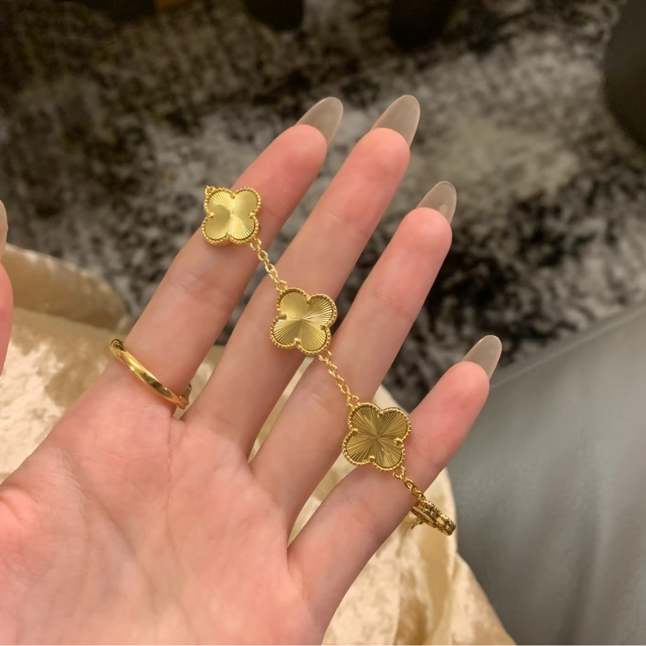 铜合金手链 新中式四叶草五花手链百搭女新款轻奢小众精致首饰