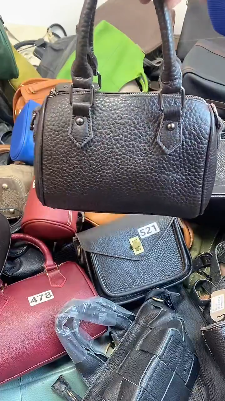 头层牛皮枕头包571.