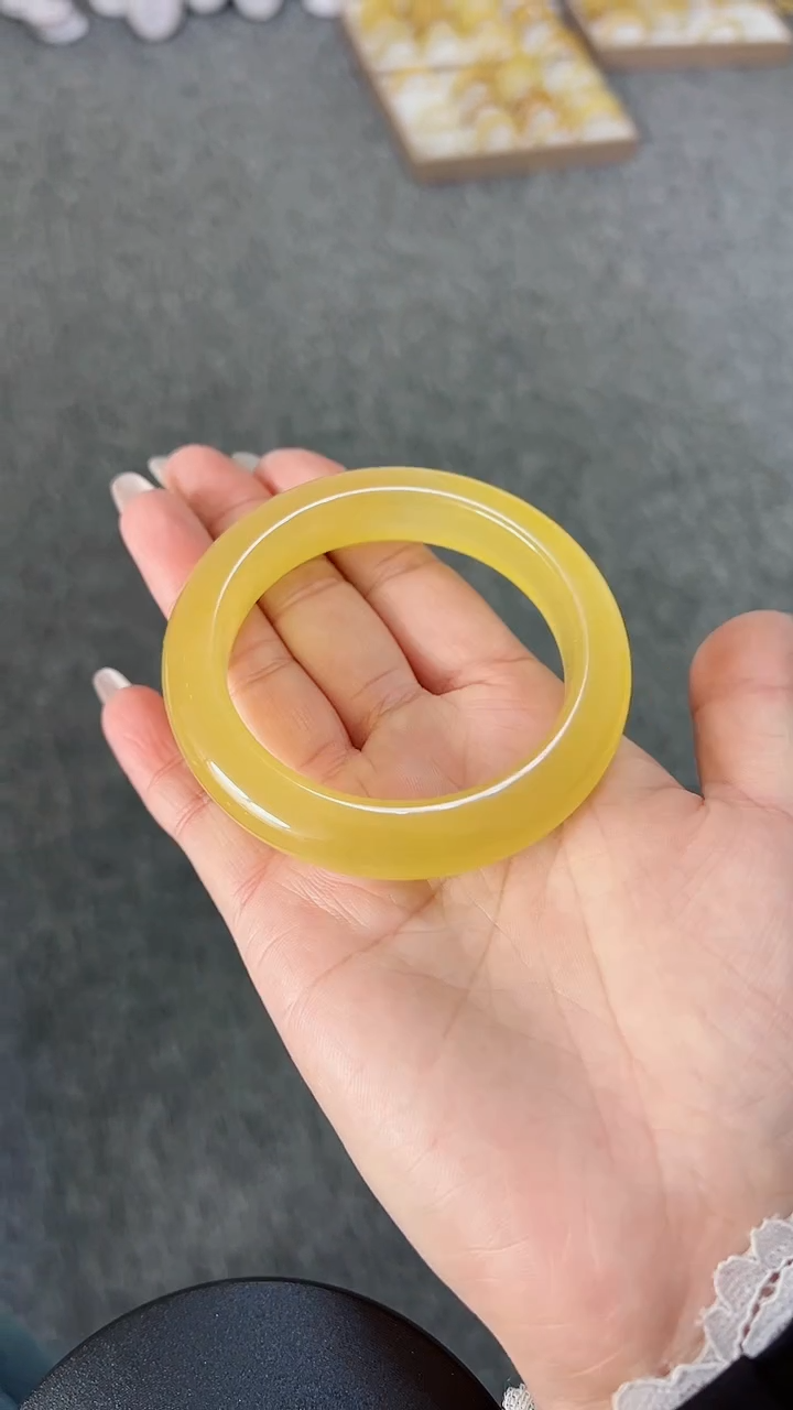 【闪购商品】石英质玉手镯未镶嵌767-56