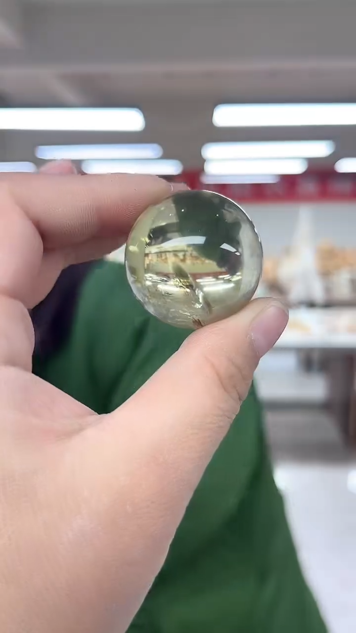 【闪购商品】黄晶水晶球未镶嵌天然多样性发一33.7mm013