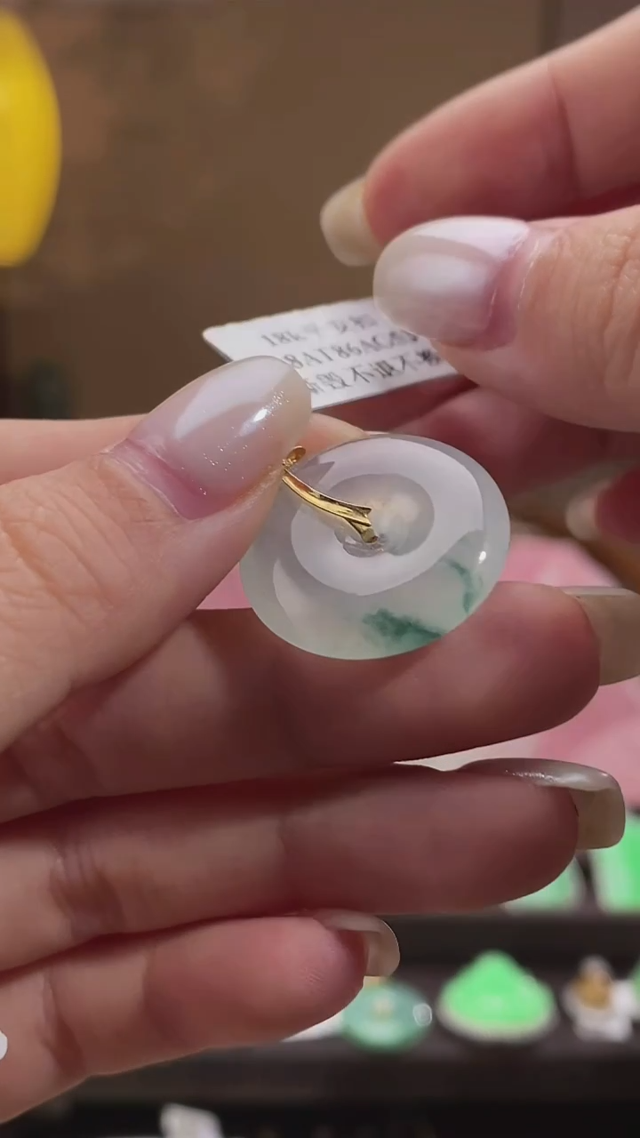 吊坠(不含链)未镶嵌翡翠平安扣